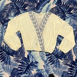 Blue & White delicate blouse